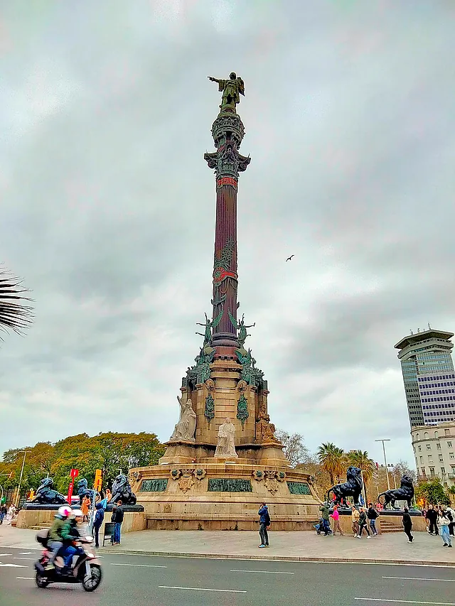 The Columbus Monument rising above Plaça Portal de la Pau at the foot of the Rambla